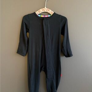 Magnetic Me Black Kids modal bamboo Footie